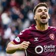 Escócia - Cláudio Braga lidera revolta do Hearts que lidera com três pontos de vantagem para o Celtic a três jornadas do fim