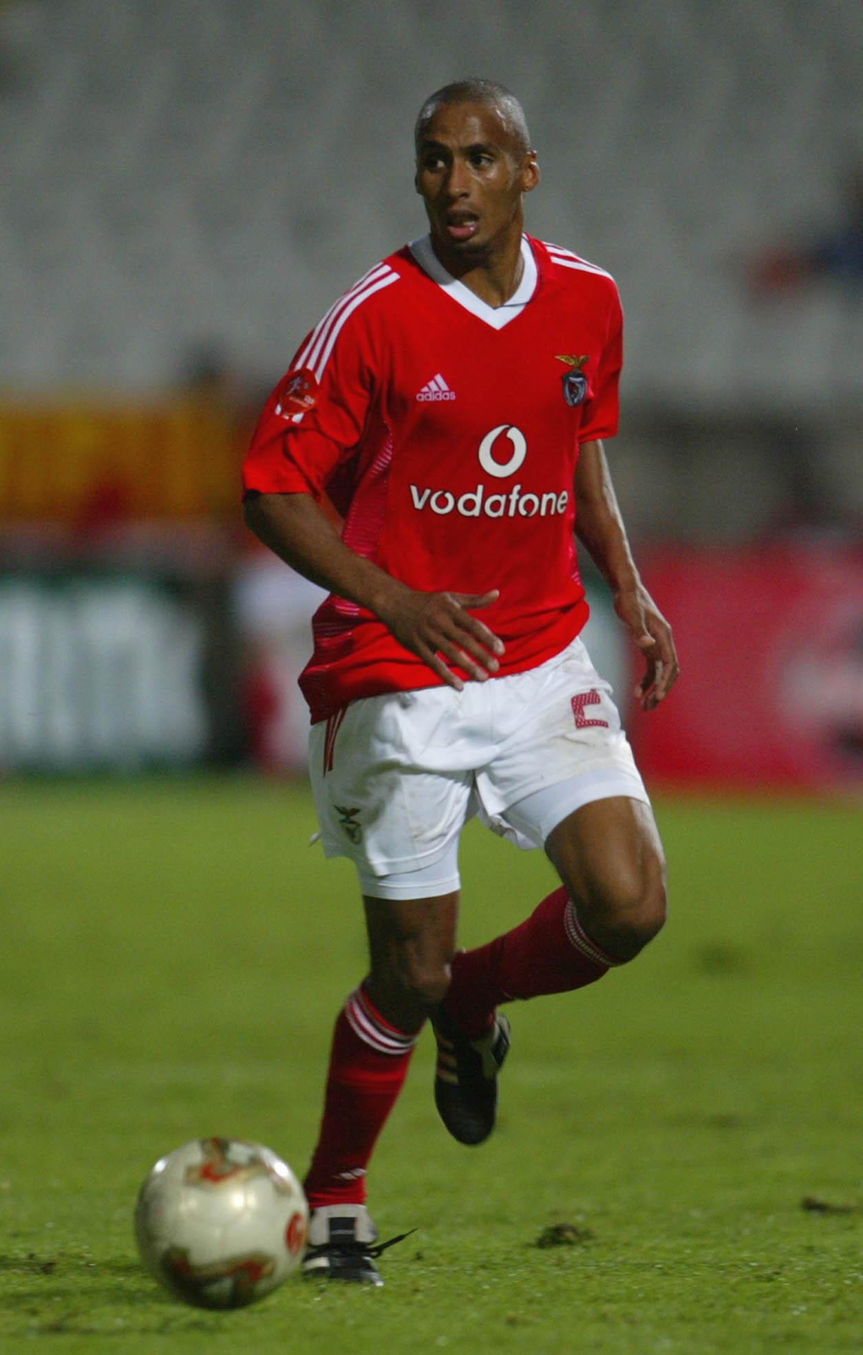 Armando Sá foi vendido ao Benfica no mercado de janeiro de 2002 e jogou de águia ao peito ao longo de duas temporadas e meia - Foto: A BOLA/Rui Raimundo