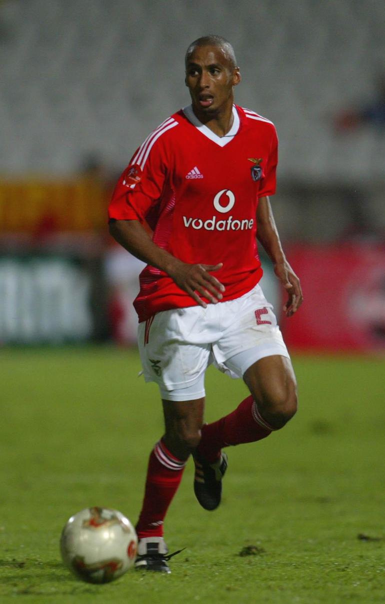 Armando Sá foi vendido ao Benfica no mercado de janeiro de 2002 e jogou de águia ao peito ao longo de duas temporadas e meia - Foto: A BOLA/Rui Raimundo