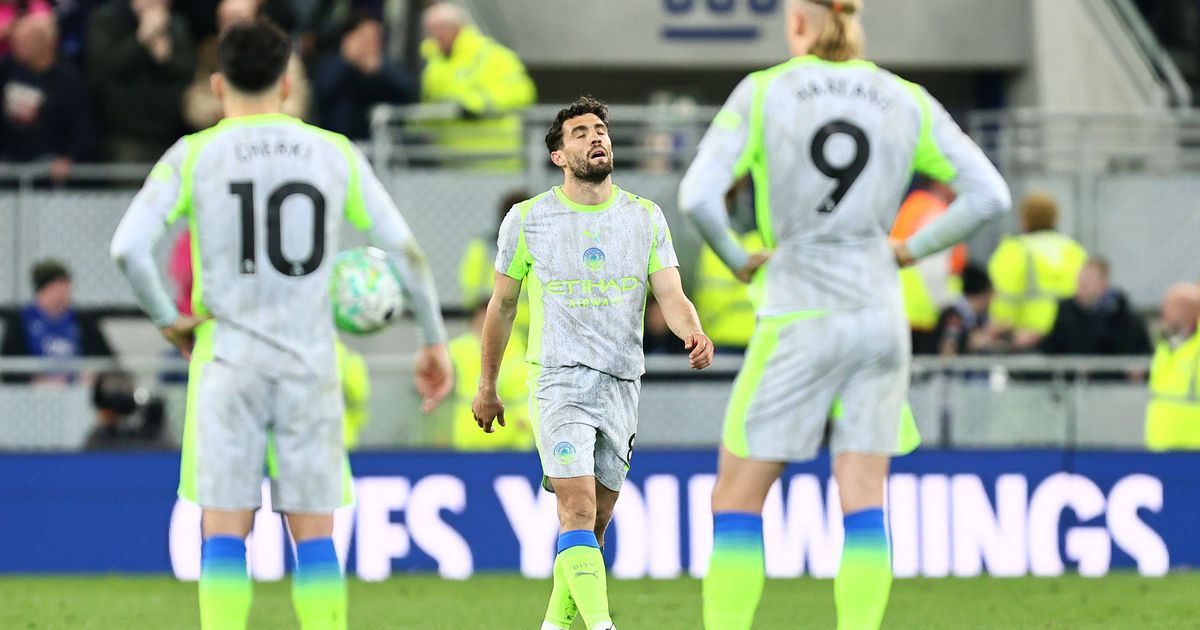 Só o Arsenal terá ficado feliz com a loucura que foi o Everton-Man. City (crónica)