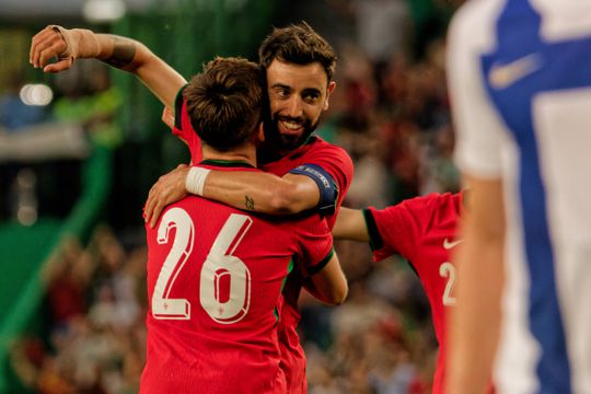 Vídeo: nova assistência de Conceição, novo golo de Bruno Fernandes