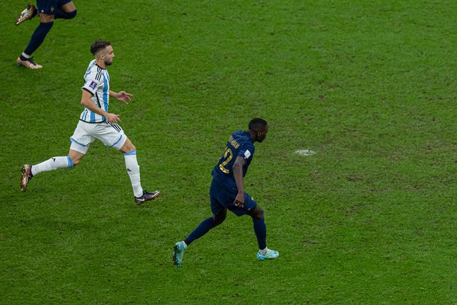 Martínez relembra defesa na final do Mundial: «Sabia que Otamendi ia falhar»