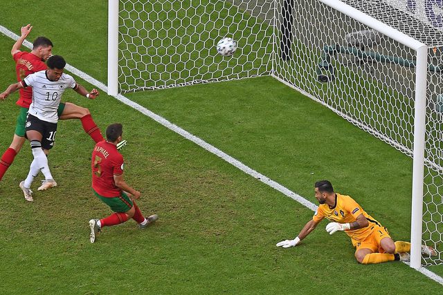 Fotogaleria: Portugal é a Seleção que mais autogolos marcou em fases finais do Euro