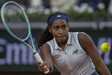 Coco Gauf bate Ons Jabeur e está nas ‘meias’ de Roland Garros