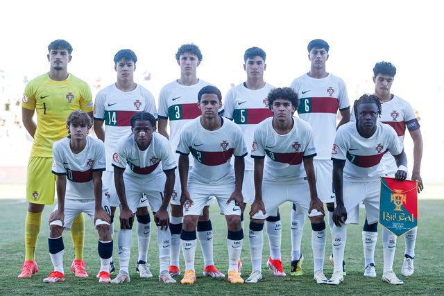 Hoje pode ver em direto na TV...