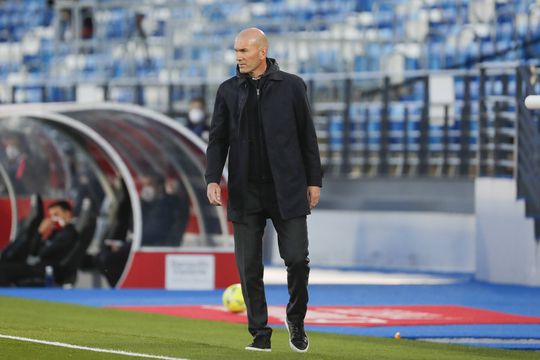 Zidane confessa: «Tenho muitas saudades de treinar»