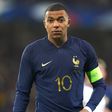 Mbappé: «PSG disse-me que não ia jogar mais, Luis Enrique e Luís Campos salvaram-me»