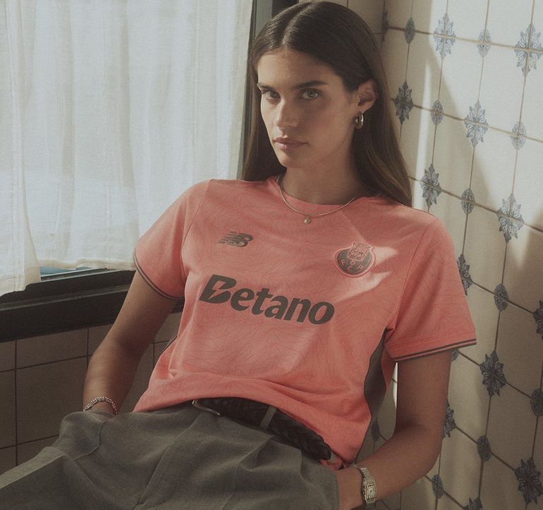 FC Porto: uma homenagem bem visível à Invicta no equipamento alternativo 