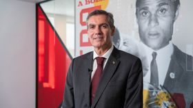 «Benfica é muito bom a formar, muito rápido a vender, mau a contratar»