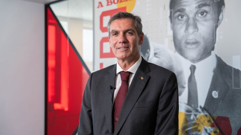 «Benfica é muito bom a formar, muito rápido a vender, mau a contratar»
