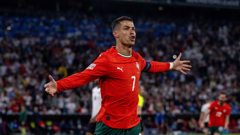 VÍDEO: Ronaldo faz a reviravolta após arrancada de Nuno Mendes