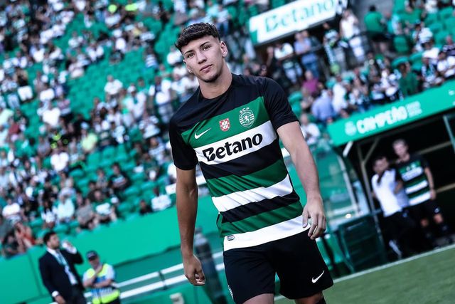 Sporting: convenceu no empréstimo, vai regressar e pode mesmo ser reforço