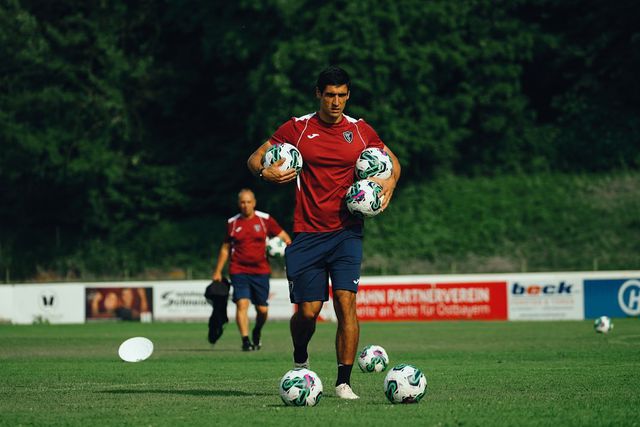 Ivan Baptista é o eleito pela Direção do emblema da Luz para dar continuidade ao sucesso da equipa feminina (Foto: D. R.)