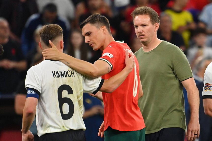 João Palhinha cumprimenta Kimmich