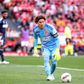Guillermo Ochoa terminou contrato com os avenses e vai prosseguir a carreira noutras paragens (Foto: IMAGO)