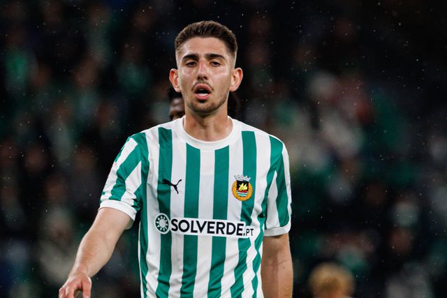 Rio Ave: futuro de Tiknaz volta a dar que falar