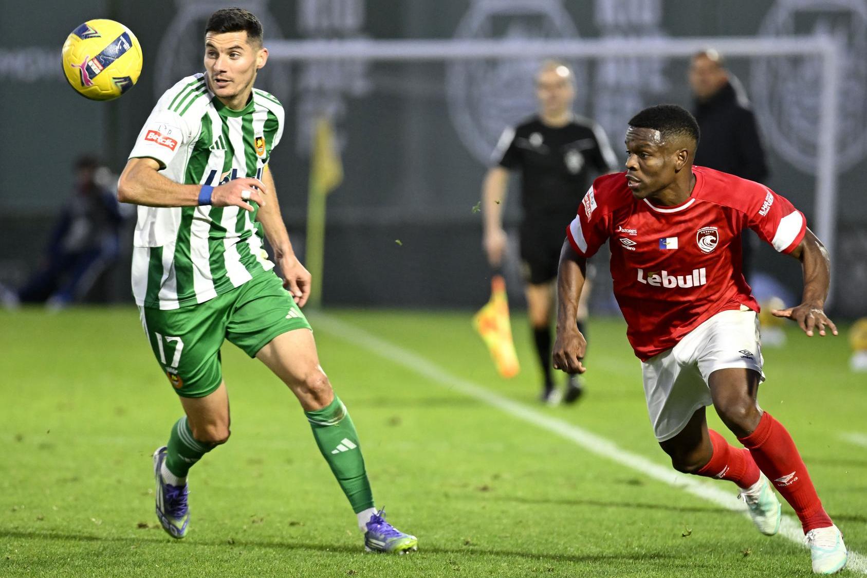 Brenner Lucas fez 36 jogos pelo Santa Clara na época que findou (Fernando Veludo/LUSA)