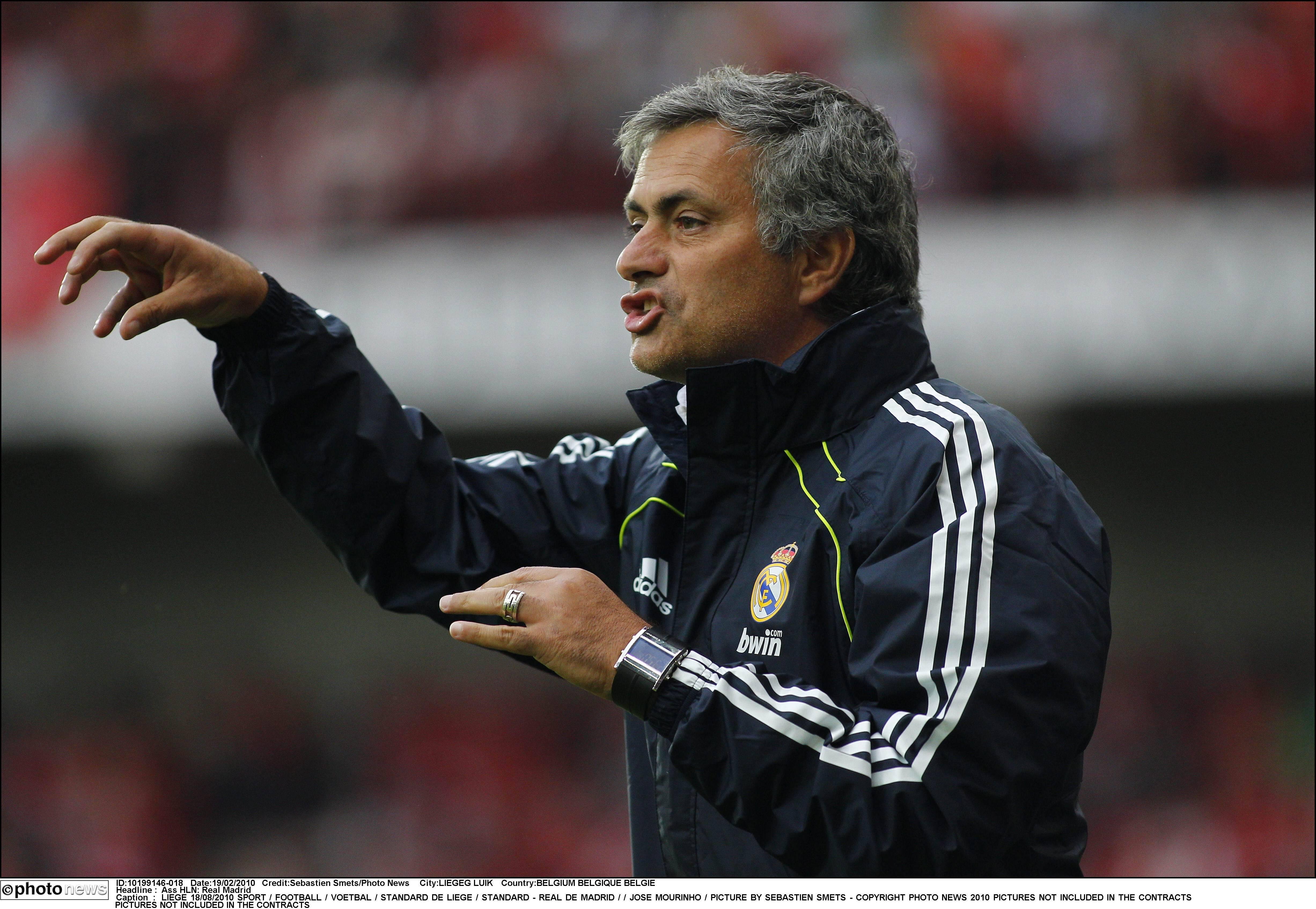 «Não entendo por que não me deixam treinar Portugal quando no Real não vou ter quase nada para fazer», disse Mourinho, que queria orientar a Seleção em particulares, em 2010, durante as férias - Foto: Imago