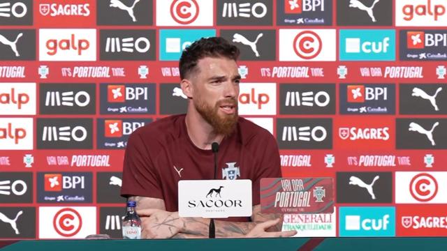José Sá recorda episódio do Euro 2024: «Não, não tenho treinado as placagens...»