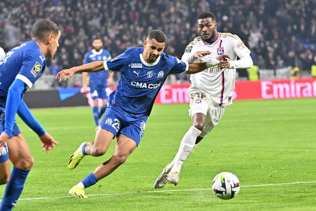 Clubes franceses procuram soluções para fugir à falência