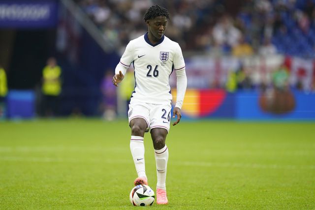 Linha de 3: quem é o menino Mainoo que está a aparecer na seleção inglesa?