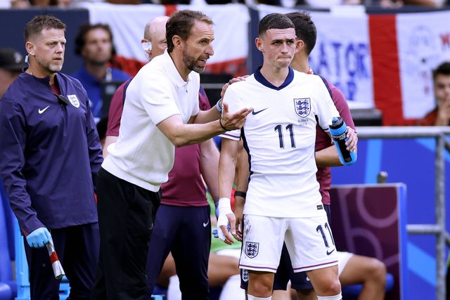 Foden aceita críticas: «Os jogadores devem assumir parte da culpa»