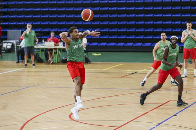 Portugal perde na Eslováquia