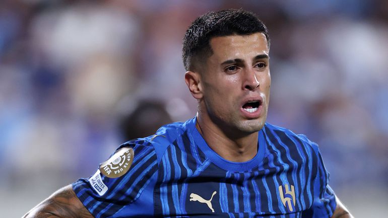 João Cancelo e Rúben Neves devastados com a morte de Diogo Jota