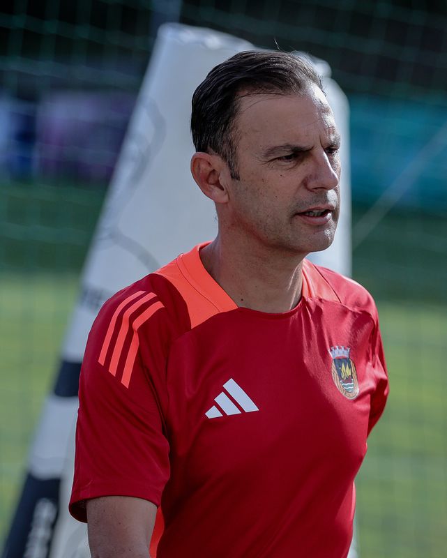 Treinador do Rio Ave: «Reforços? Vamos ter novidades»