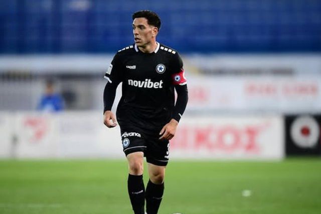 Mercado Rio Ave: lateral-esquerdo grego a caminho