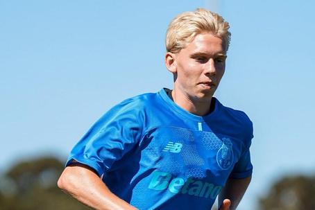 Granaas assinou contrato com os azuis e brancos até junho de 2029 - Foto: FC Porto