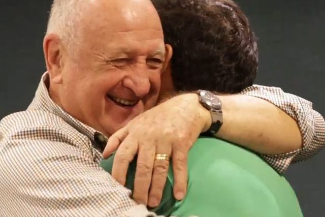 «É aquele que era auxiliar do Sérgio Conceição»: Scolari e Abel Ferreira falam de Vítor Bruno