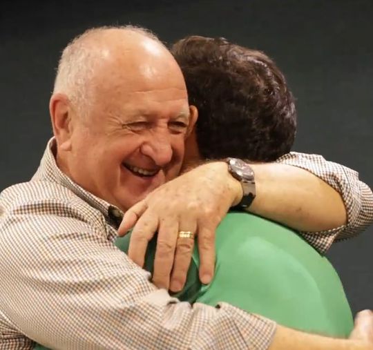 «É aquele que era auxiliar do Sérgio Conceição»: Scolari e Abel Ferreira falam de Vítor Bruno