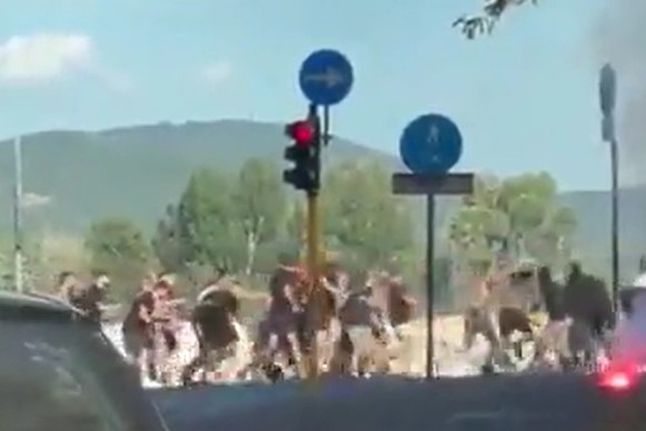 Confrontos entre adeptos do Montpellier e da Fiorentina antes de particular