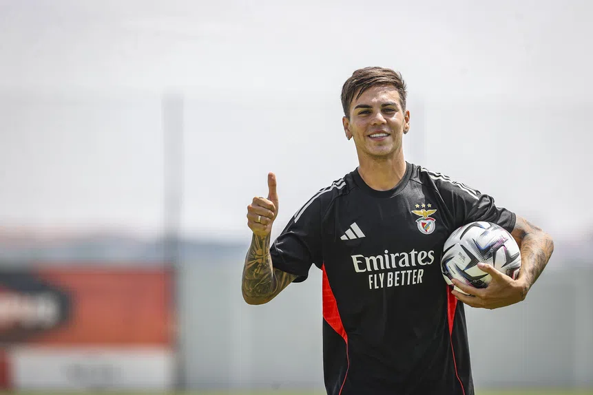 Benfica ruma à Champions em modo ataque!