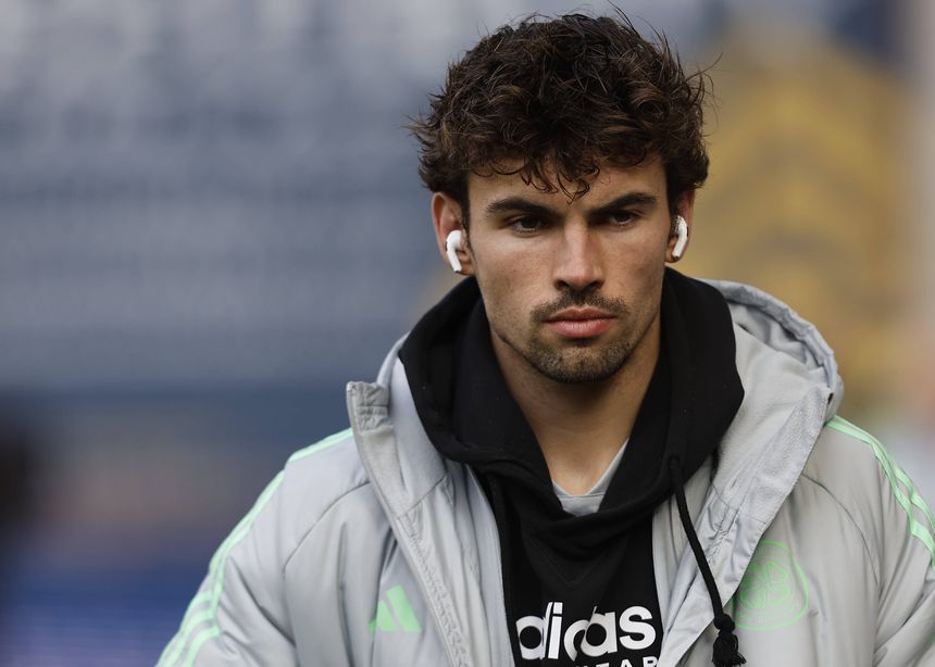 Matt O'Riley, médio dinamarquês, de 24 anos, é agora o novo alvo da Juventus