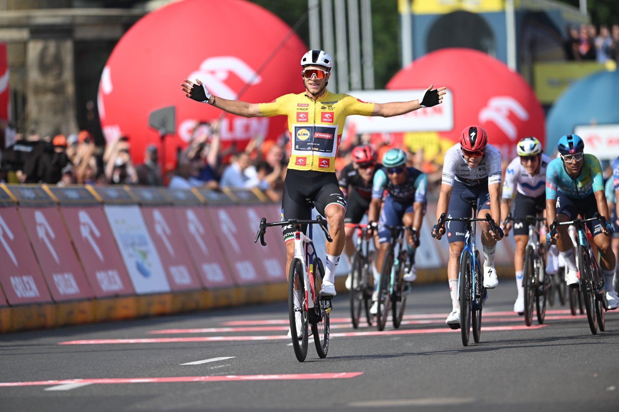 Jonathan Milan (Lidl-Trek) domina ao sprint nas primeiras duas etapas da Volta à Polónia (X/Volta à Polónia)