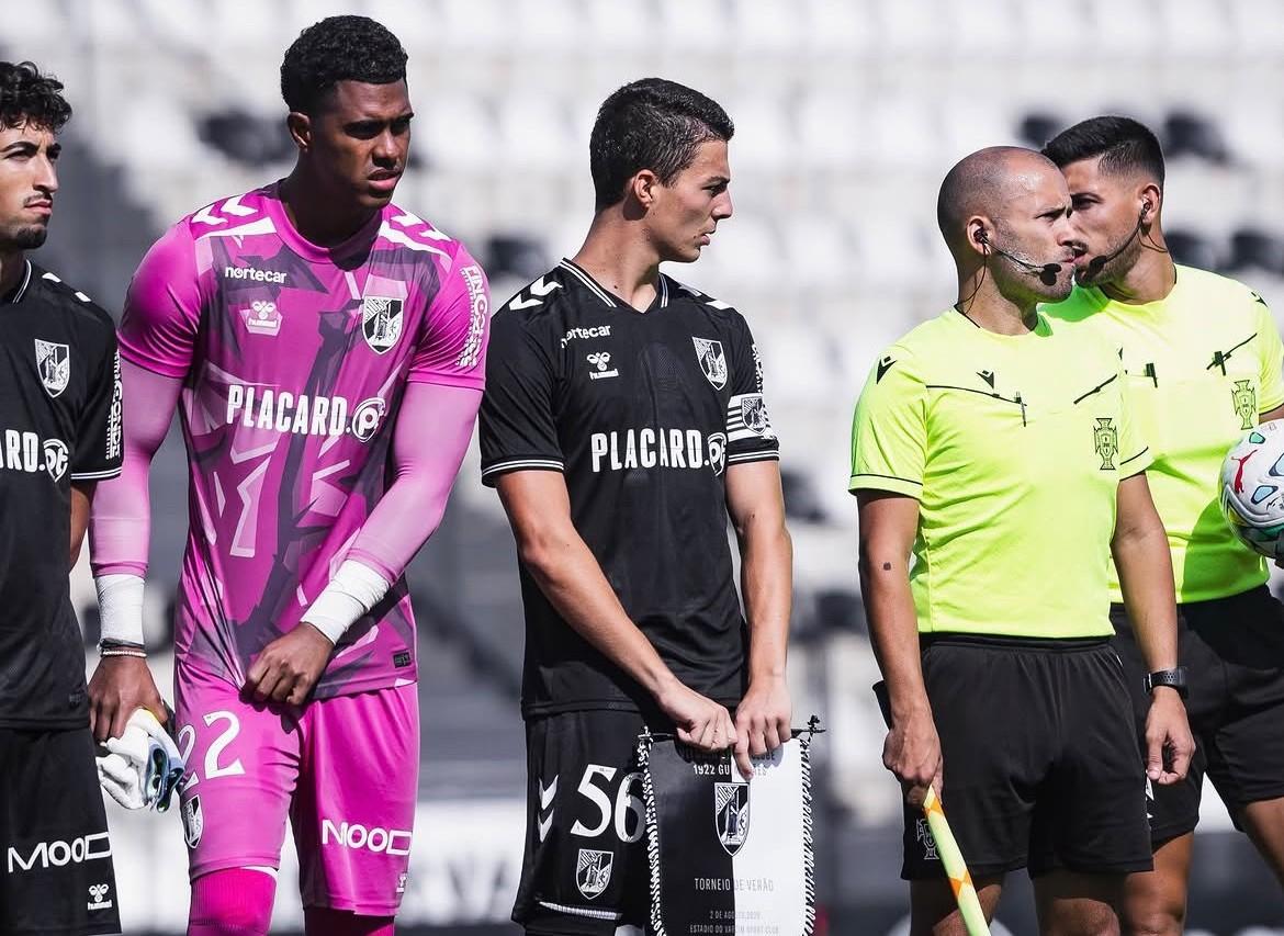 Santiago Verdi (Vitória SC): ainda não se estreou em jogos oficiais pela equipa principal, mas já teve honras de capitão durante a pré-época. Médio de 18 anos tem a maturidade e argumentos com bola necessários para convercer Tiago Margarido