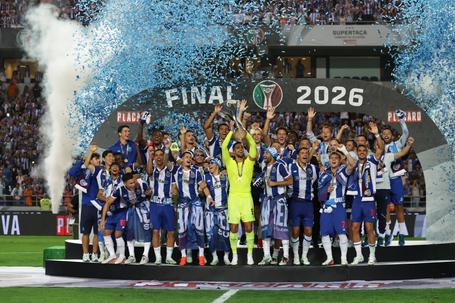 Do passeio em Coimbra ao truque de Martim: os bastidores do FC Porto na Supertaça (vídeo)