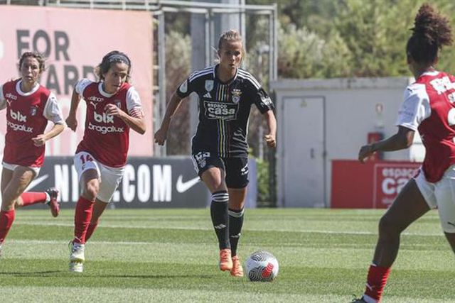 Benfica abre inquérito a autor do empurrão a jogadora do SC Braga