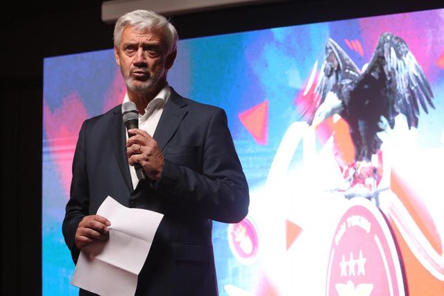 Domingos dá a cara na liderança de Luís Mendes no Benfica