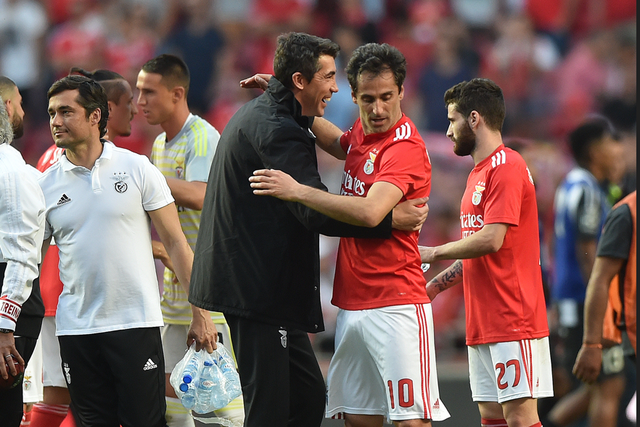 Benfica: «Com Bruno Lage, vão voltar as vitórias e os títulos»