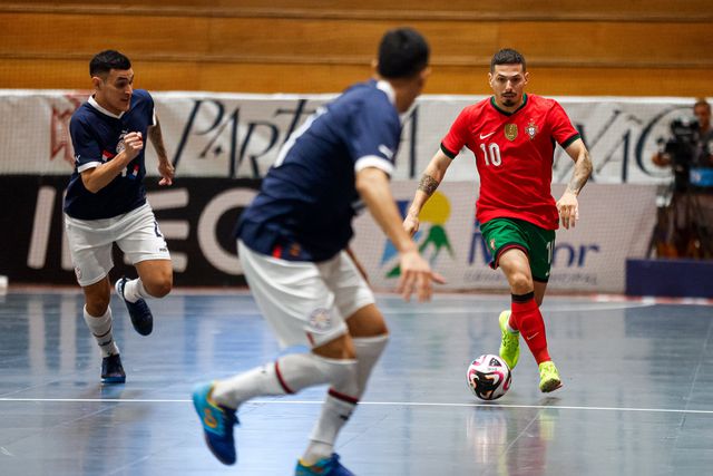 Portugal volta a empatar com o Paraguai antes do Mundial