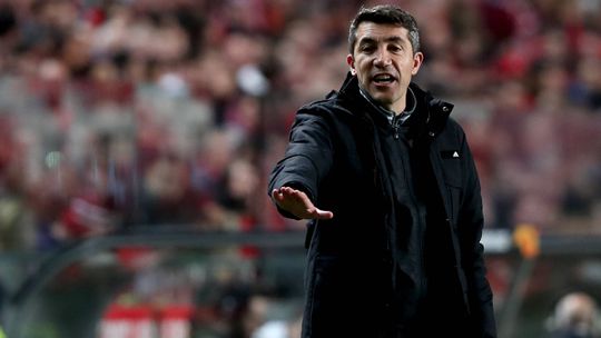 Benfica: reunião com Bruno Lage para discutir contrato e plantel