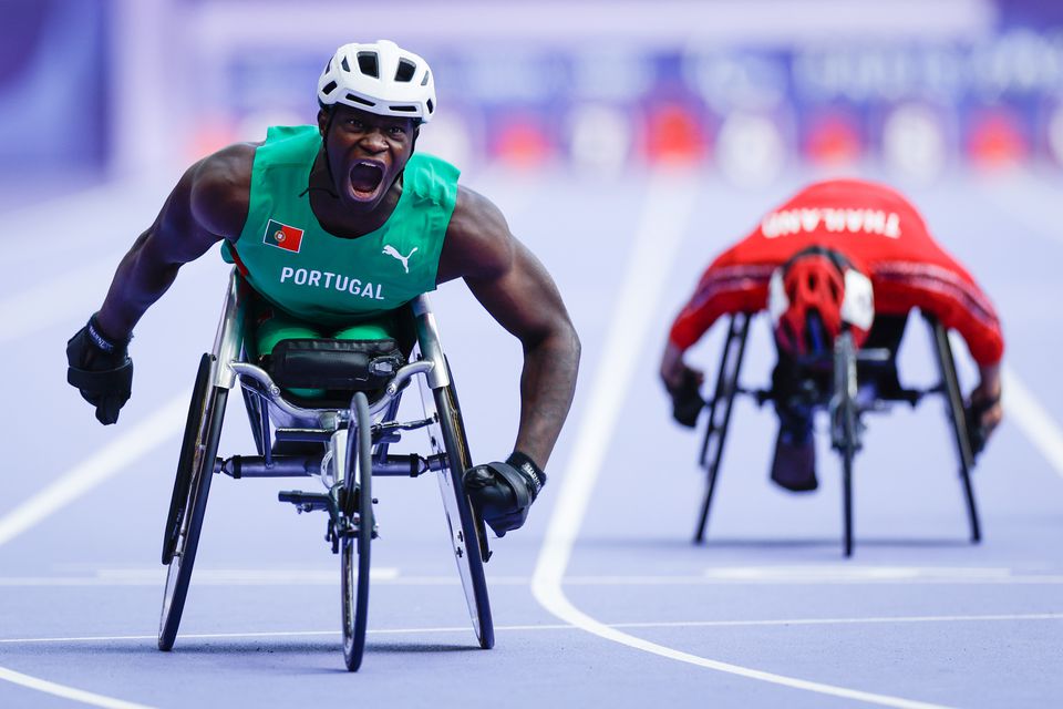 Mamudo Baldé bate recorde nacional e apura-se para a final dos 100m