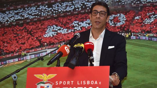 Rui Costa fica nas mãos de Bruno Lage