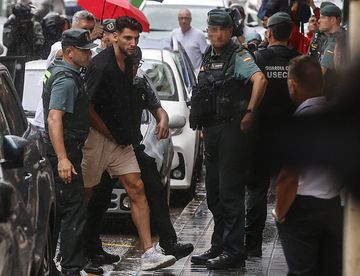 Vídeo: jogador do Valência libertado após ser acusado de agressão sexual