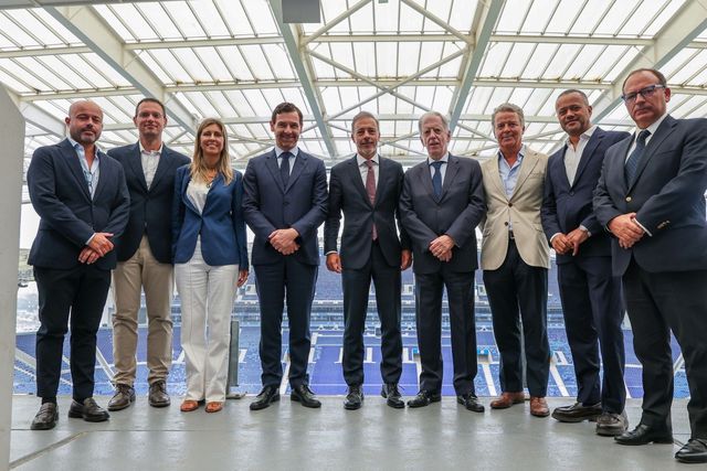 FC Porto: André Villas-Boas recebeu Pedro Duarte no Estádio do Dragão