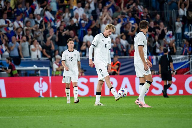 Alemanha cai com estrondo na Eslováquia: Leandro Barreiro também perde