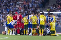 O momento de apreensão no Dragão com Froholdt
